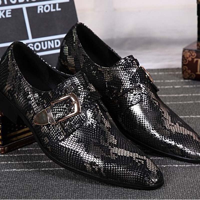2017 new young men genuine leather pointed toe slip on buckle fashion snake suite business dress shoes evening party male shoes