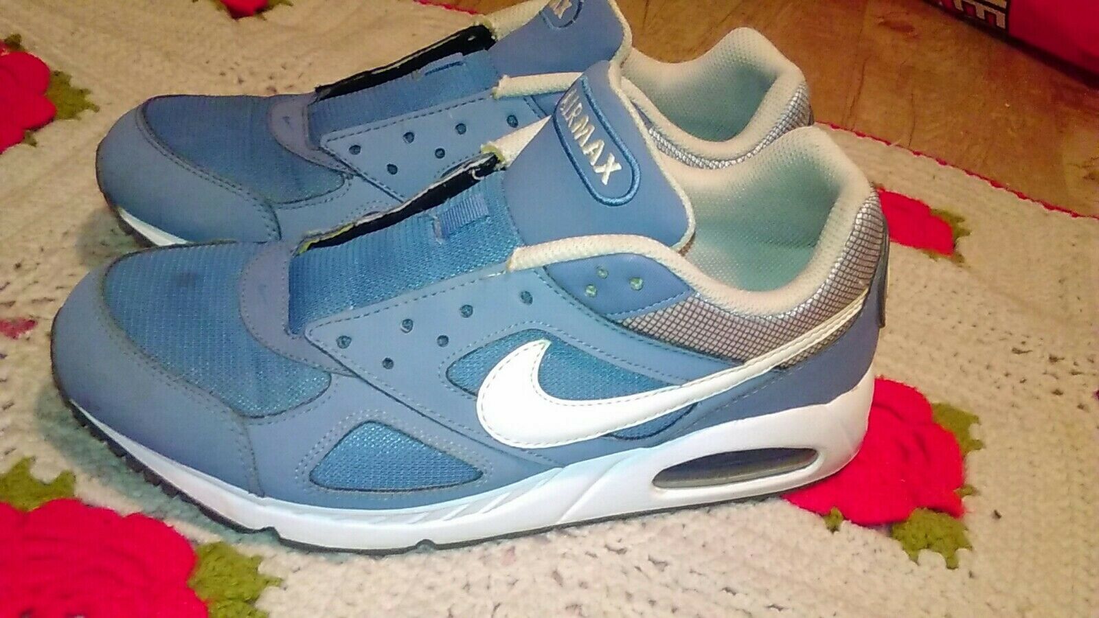 2017 NIKE Air Max Men's Shoes Size 10 Blue Athletic No Laces Basketball Running