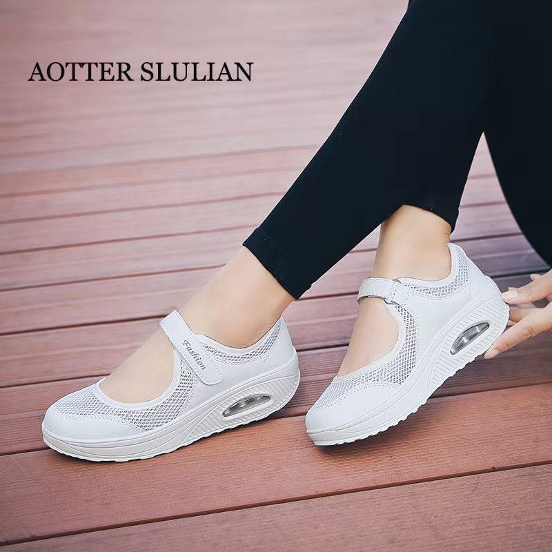 2021 Fashion Women Breathable White Sneakers Super Lightweight Nurse Shoes Casual Female Vulcanize Shoes Summer Flat Sport Shoes
