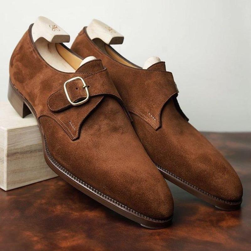 2021 New Men Fashion Trend Classic All-match Dress Shoes Handmade Brown Suede Pointed Retro Side Buckle Daily Monk Shoes HL903