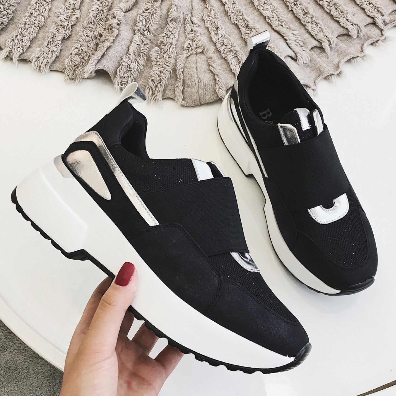 2021 New Sneakers Women Shoes Flats Platform Luxury Chunky Fashion Casual Slip On Easy To Run Or Walk shoes