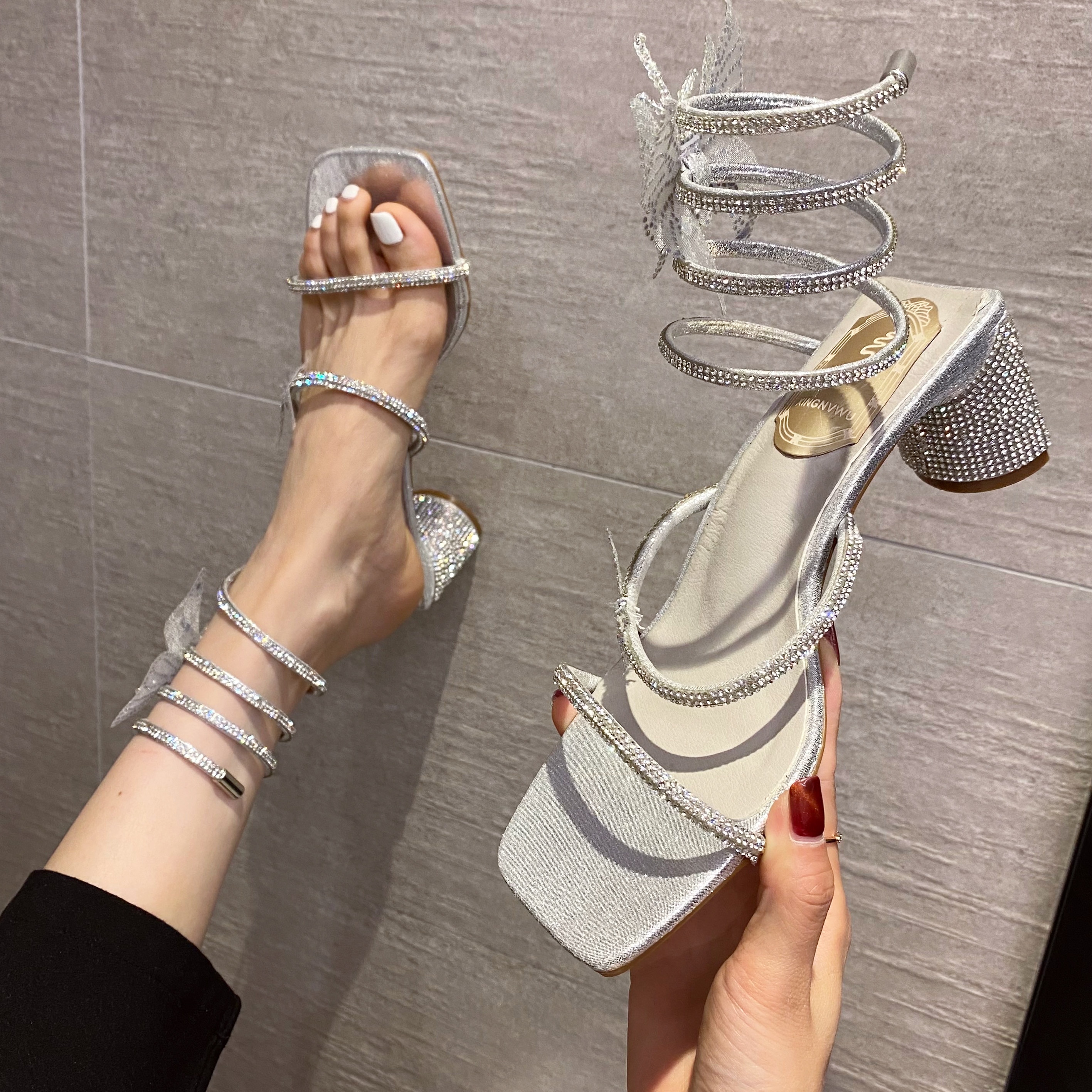 2021 Summer Women Sandals Fashion Luxury Rhinestone Snake-shaped Winding Butterfly Thick Heel High Heel Sandals Party Shoes