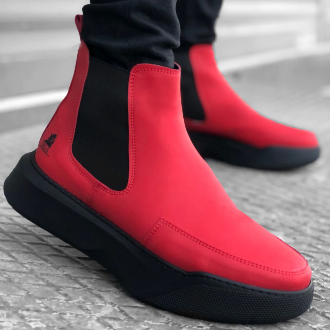 2021 Winter Men's Boots New Model High-Sole Luxury Brand Lace-Up Shoes Trendy Faux Leather Casual Design Lightweight Hiking Waterproof Sneakers Ba0150 Step-in Red Sports Male