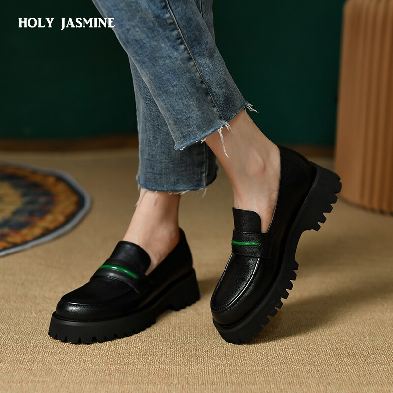 2022 New Spring Genuine Leather Boots Women Slip on Pumps Loafers Female Shoes Comfortable Platform Street Dress Shoes Pumps