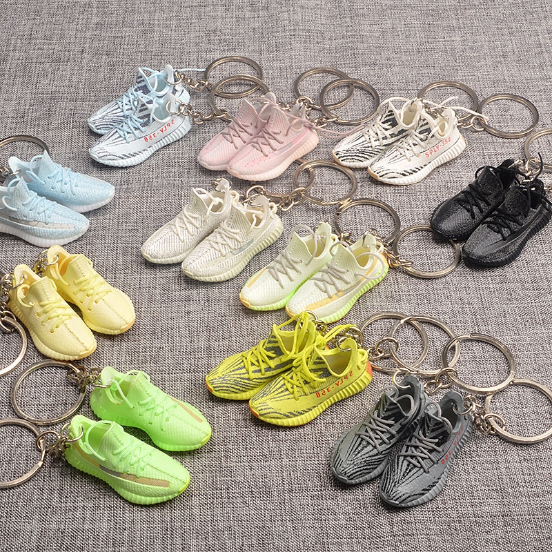 3D Mini Yeezye Sneaker Keychain Shoes Model Backpack Pendant For Boyfriend Birthday Party Present High Quality Shoes Keyring Hot