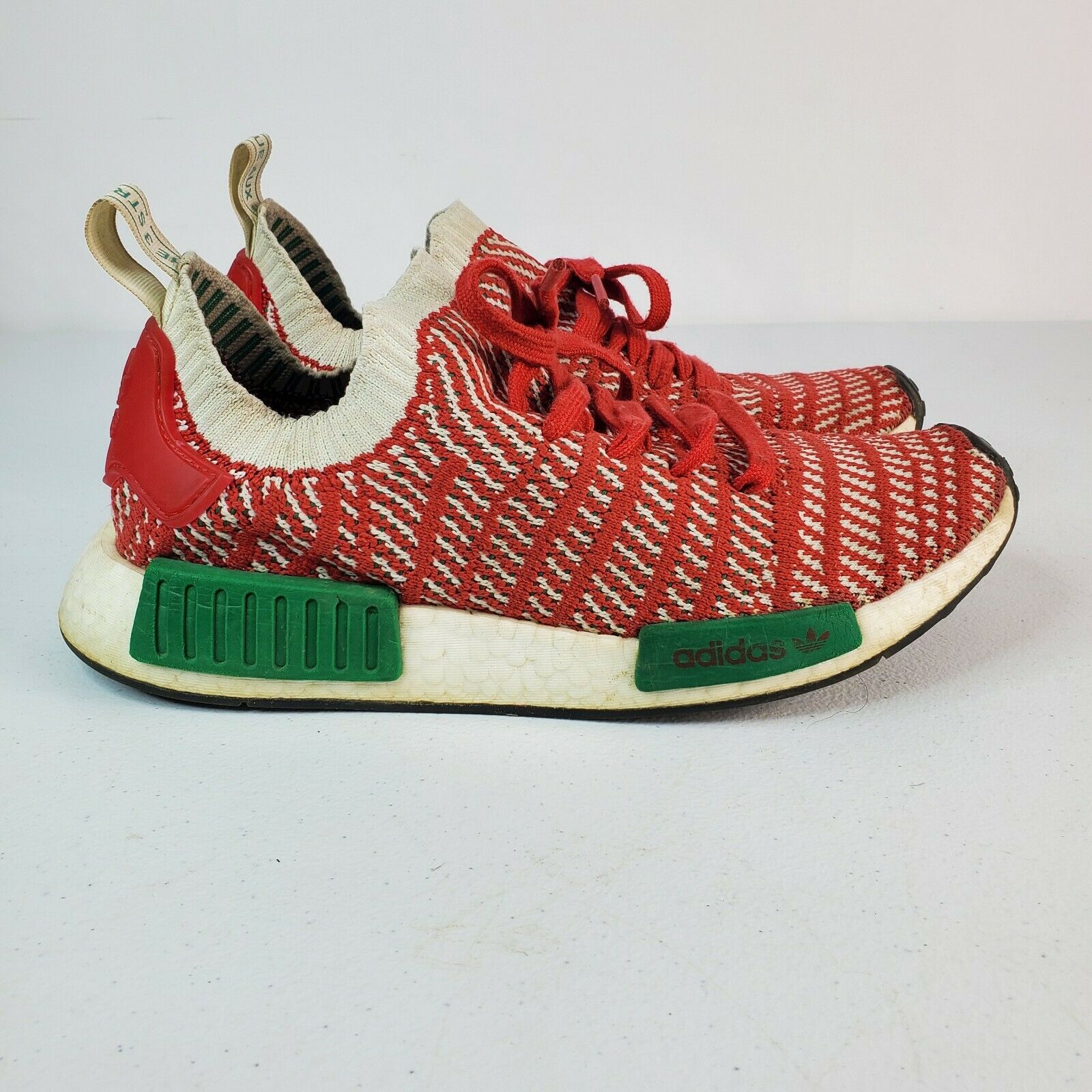 Adidas NMD_R1 Mens Primeknit Athletic Shoes Christmas Colorway Size 7 No Insoles