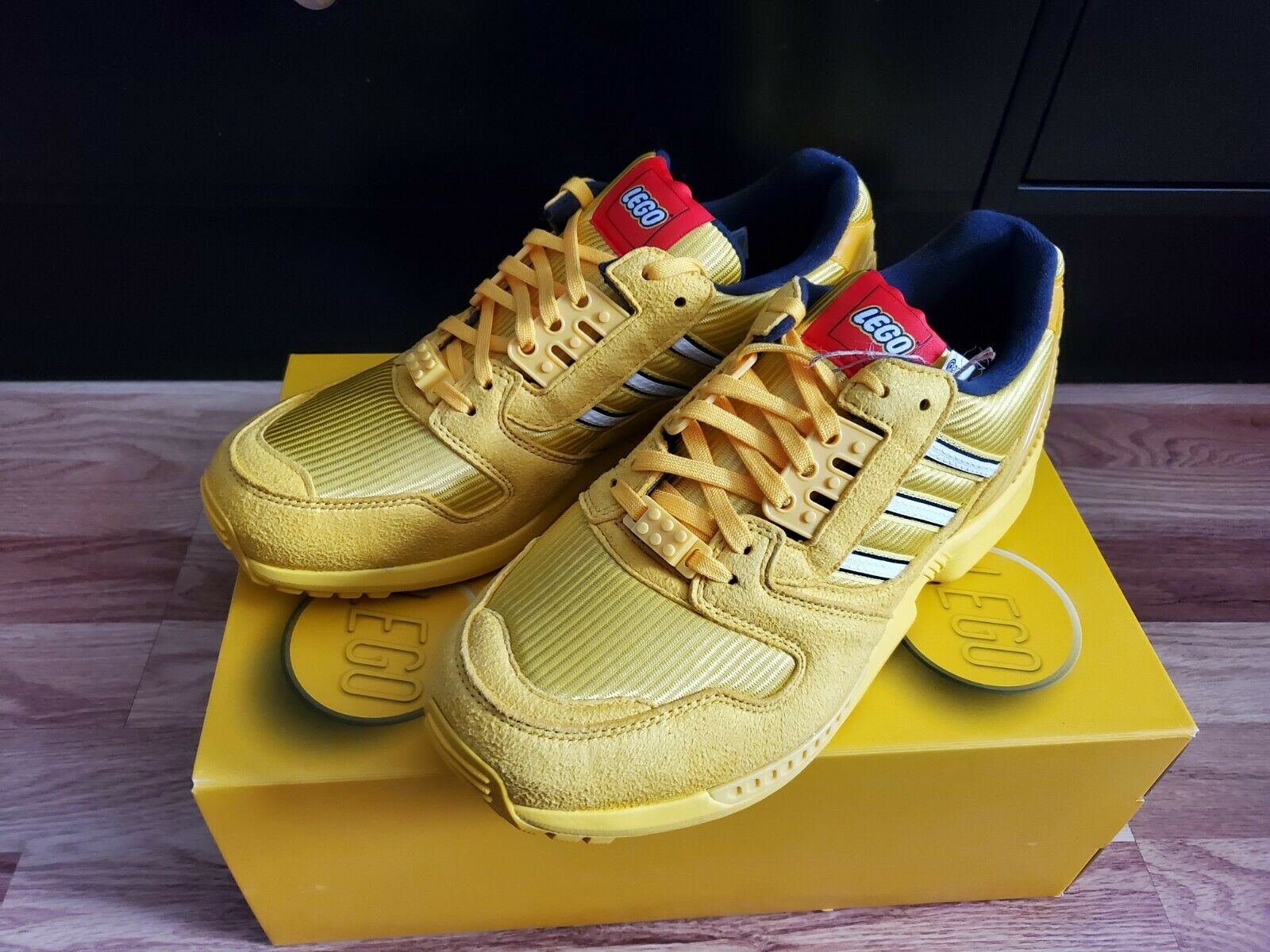 Adidas Originals x LEGO ZX 8000 Yellow Limited Edition Men Size 9.5 Shoes FY7081