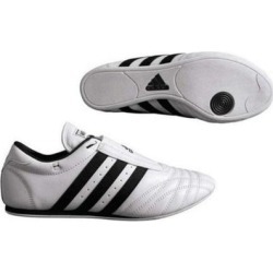 Adidas Shoes | Adidas Sm Ii Low Cut Martial Arts Shoe | Color: Black/White | Size: 8.5