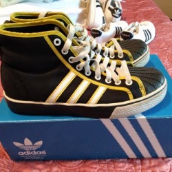 Adidas Shoes | Adidas Women's Basketball Shoes High Tops Size 8.5 | Color: Black/White | Size: 8.5