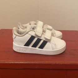Adidas Shoes | Black And White Adidas For Kids | Color: Black/White | Size: 5bb