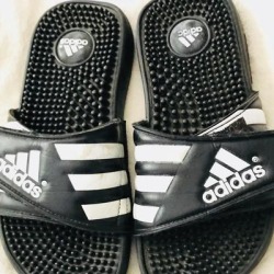 Adidas Shoes | Kids Size 4 Adidas Slides In Mint Condition | Color: Black/White | Size: 4b