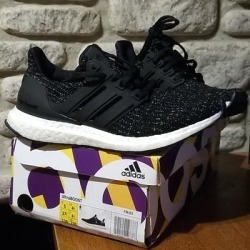 Adidas Shoes | *New* Adidas Ultraboost Running Sneakers Shoes (Youth Size 5, Men's 5, Big Boys) | Color: Black/White | Size: 5b
