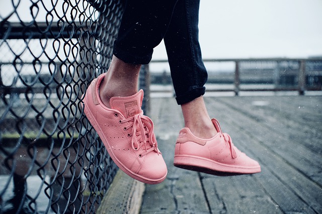 adidas stan smith, pink sneakers, feet