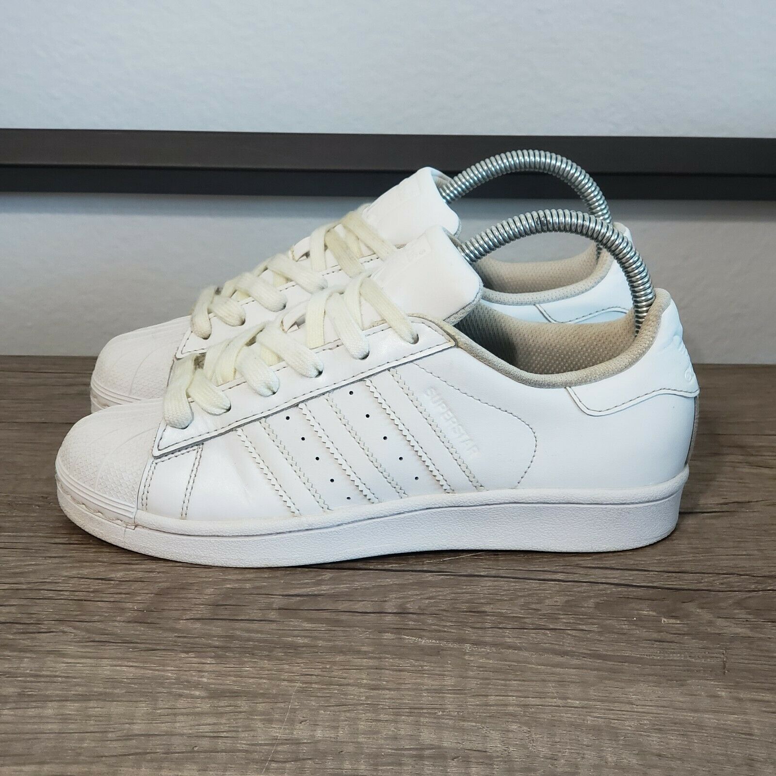 Adidas Superstar Youth Casual Shoes Size 4 White