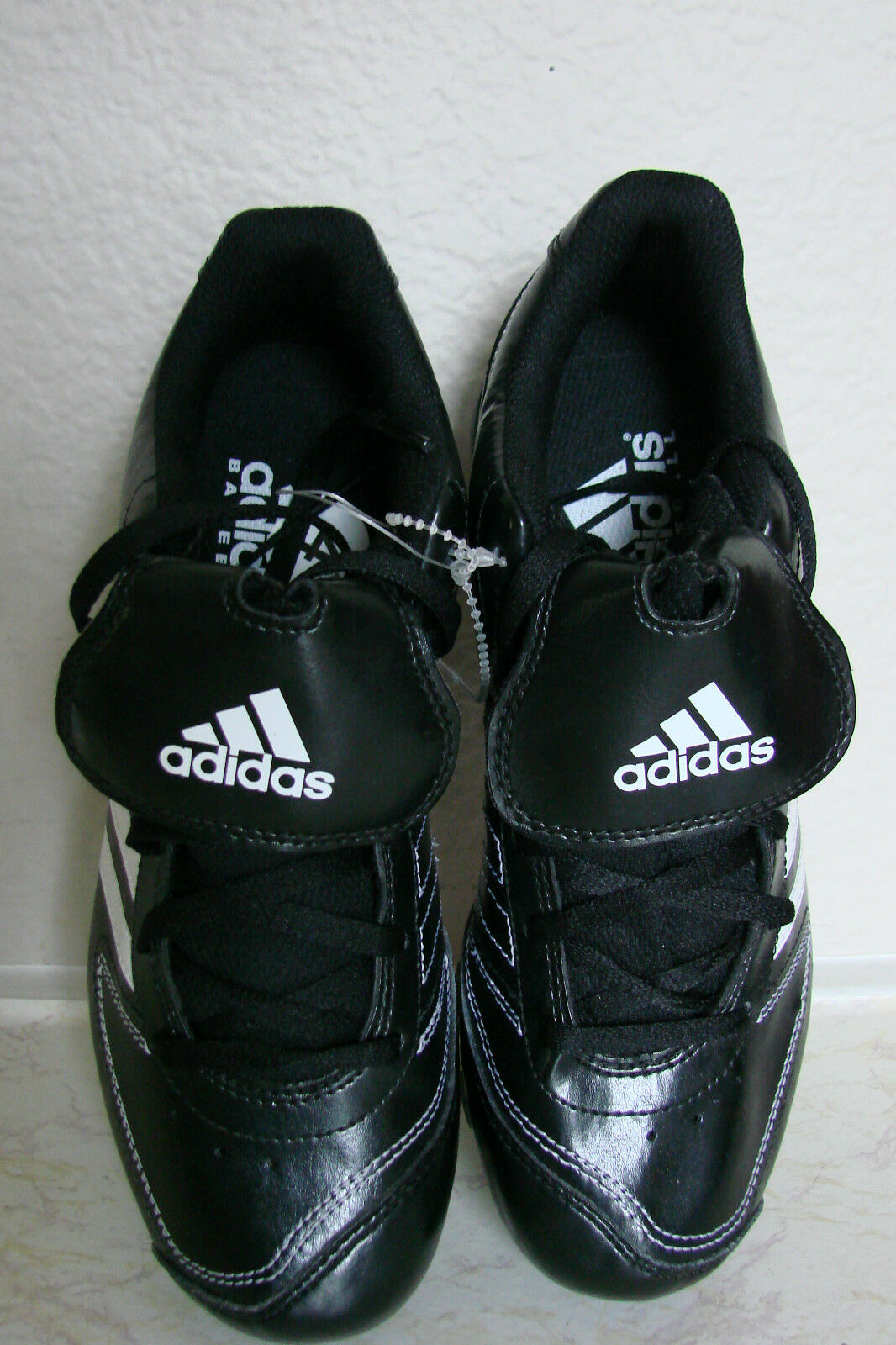 ADIDAS Tater 3 Low Baseball Cleats Athletic Boys Shoes Sz 4 NEW