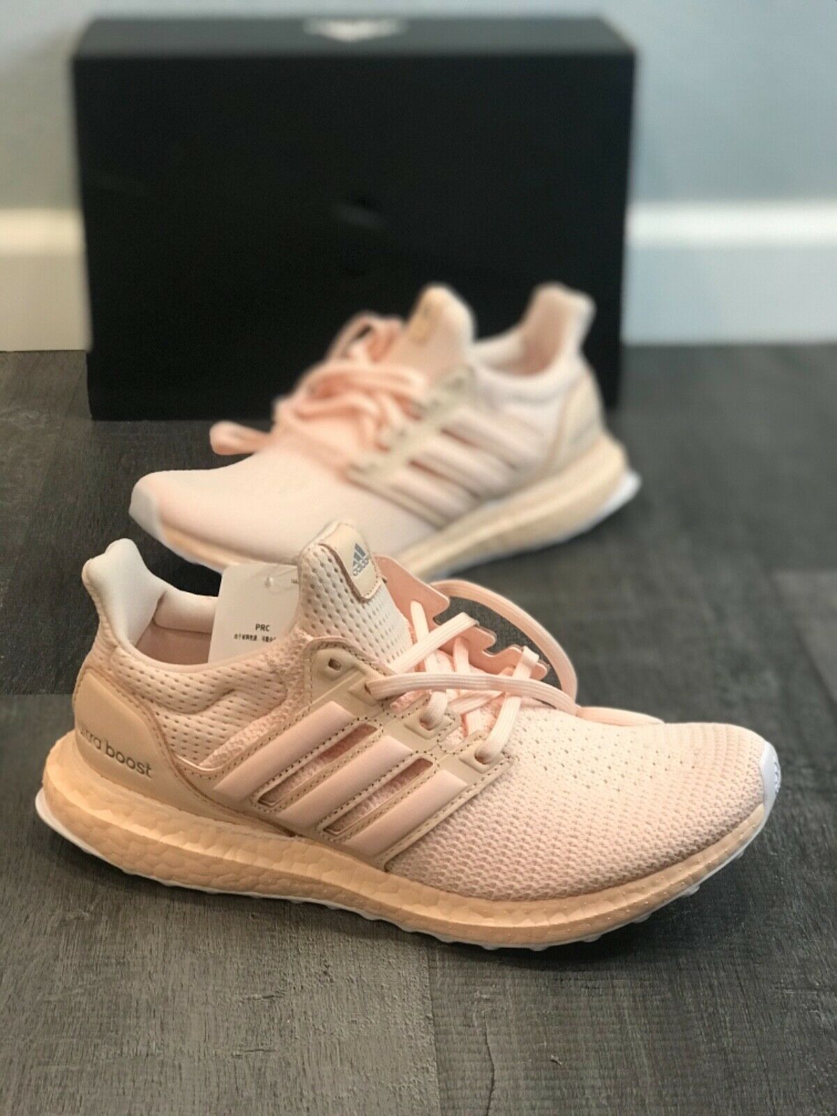 Adidas Ultraboost Pink Tint (FY6828) Women's Size 7 Running Shoes RARE LIMITED