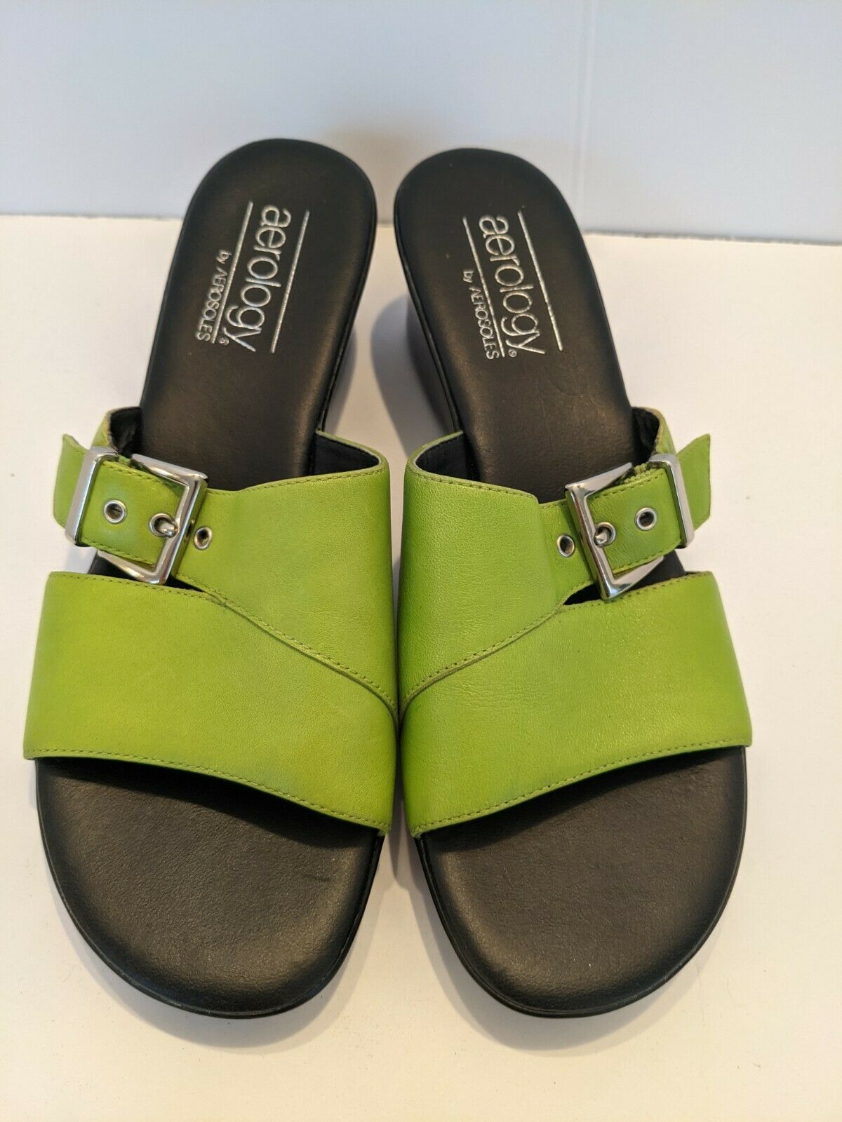 Aerology Aerosols womens sandals Size 7.5M Comfort Shoe Green "Buckle Up" Style