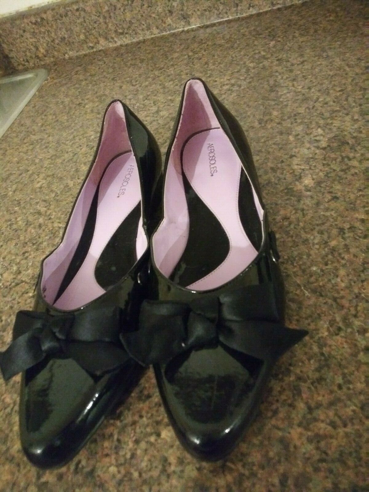 Aerosoles Women's Black Low Heels Shoe Bow Size 7.5M