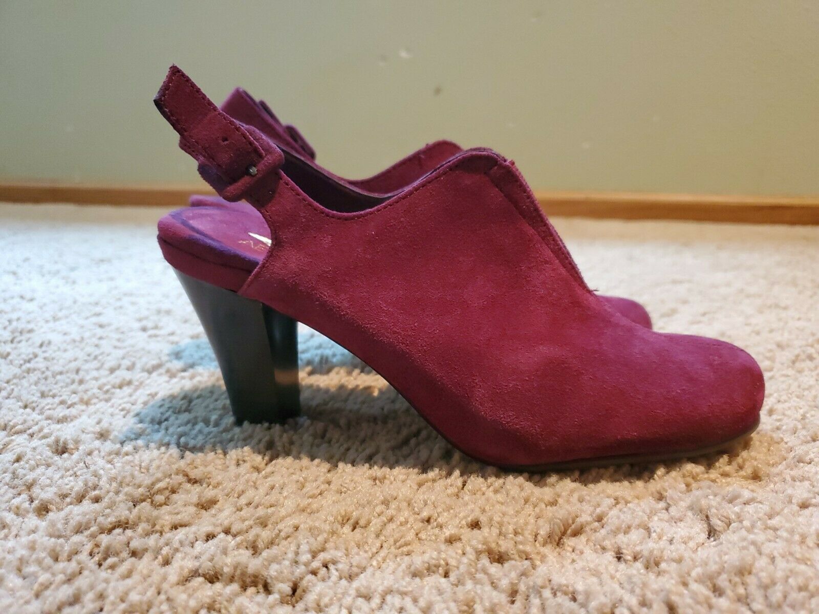 Aerosoles Womens Leather Burgundy Pumps Dress Shoes sz 8 $70
