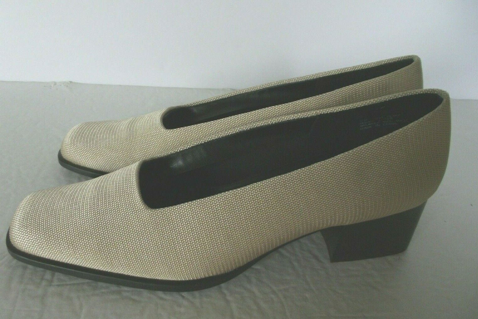 Aerosoles Womens Shoes Slip On Pumps Size 9 Gold Metallic Block Heel Comfort