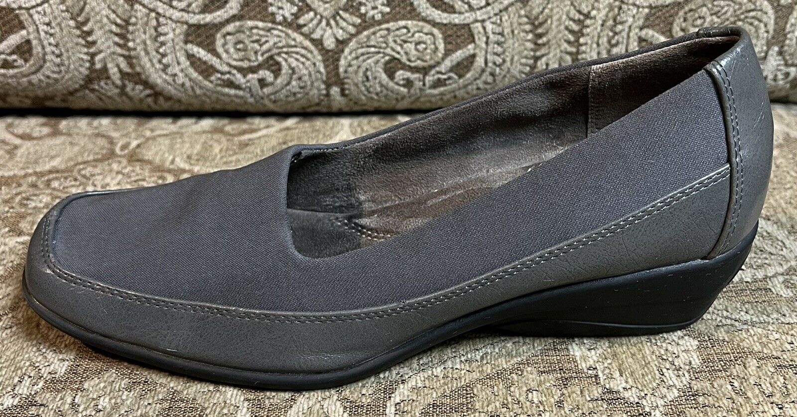 Aerosoles Womens Slip-On Casual Shoes Riverbed Gray Size 7.5 M