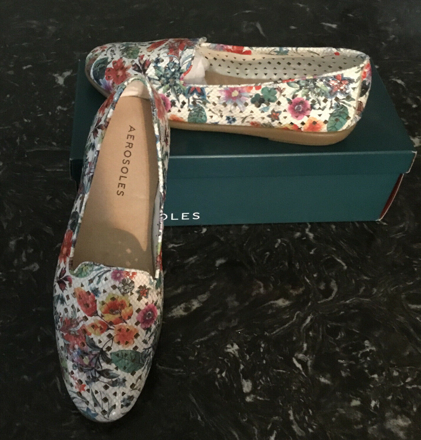 Aerosoles You Betcha Floral Perforated Loafers Shoes Flats Women Size 10M