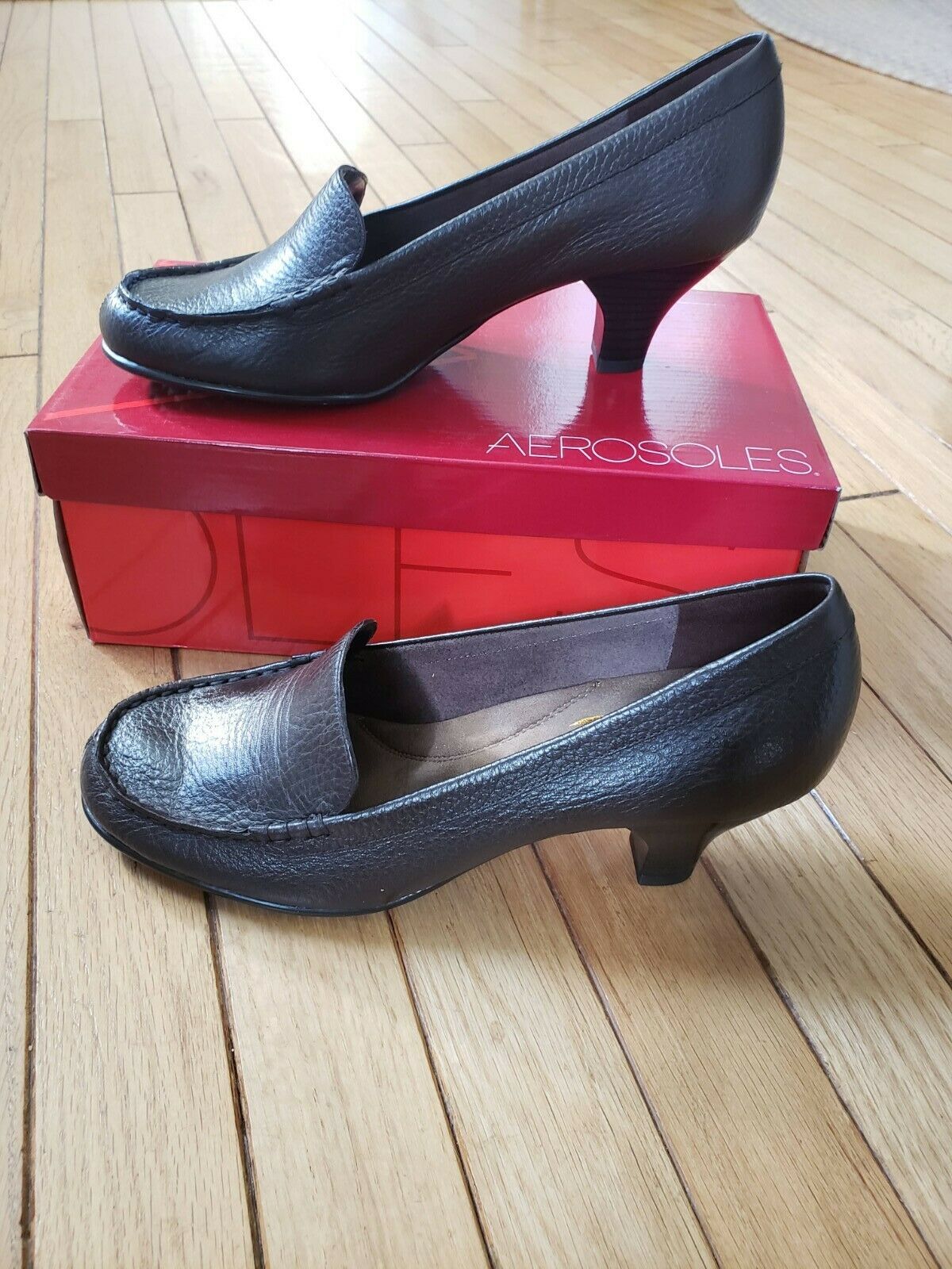 AEROSOLES loafer style pump dress shoes