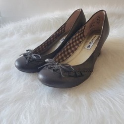 American Eagle Outfitters Shoes | American Eagle Ae Girls Dress Shoes Size 5 | Color: Brown | Size: 5bb
