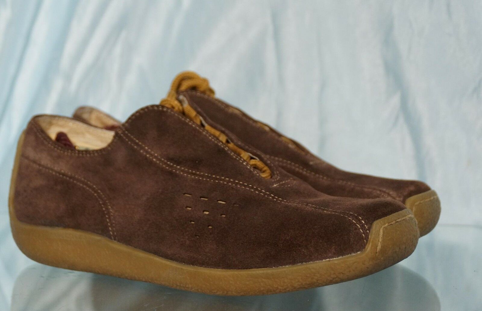 Attractive Brown Suede Leather DONALD J PLINER SPORT-I-QUE Walking Shoes Sz 7.5