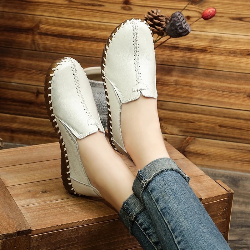 Autumn Wide Width Women Shoes Genuine Leather Ballet Flats Women's White Loafers Driving Moccasins Ladies Shoes For Foot Bones
