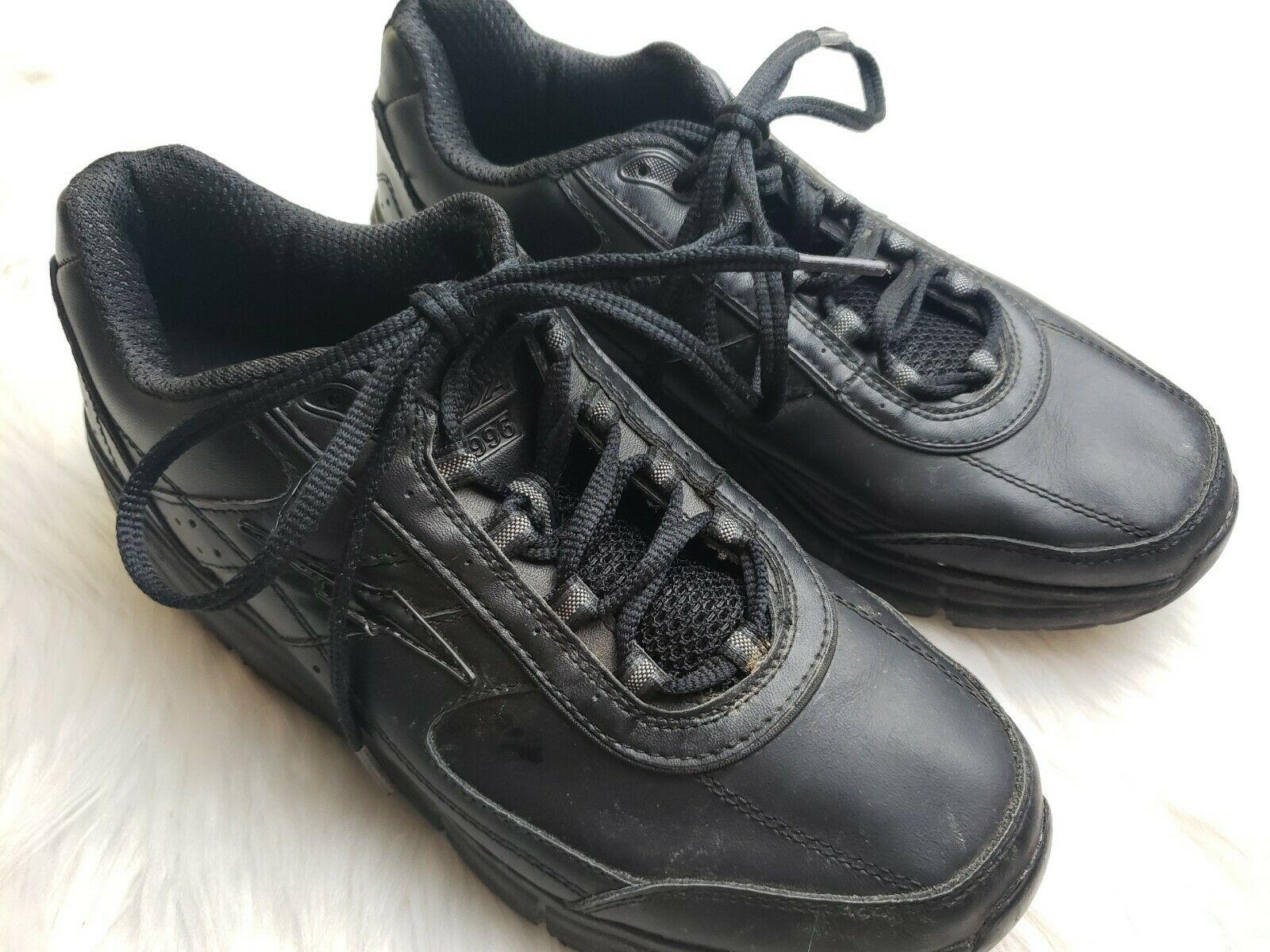 Avia Mens Walking Shoes Black AH512-9 Lace Up Low Top Oil & Slip Resistant 8.5 M