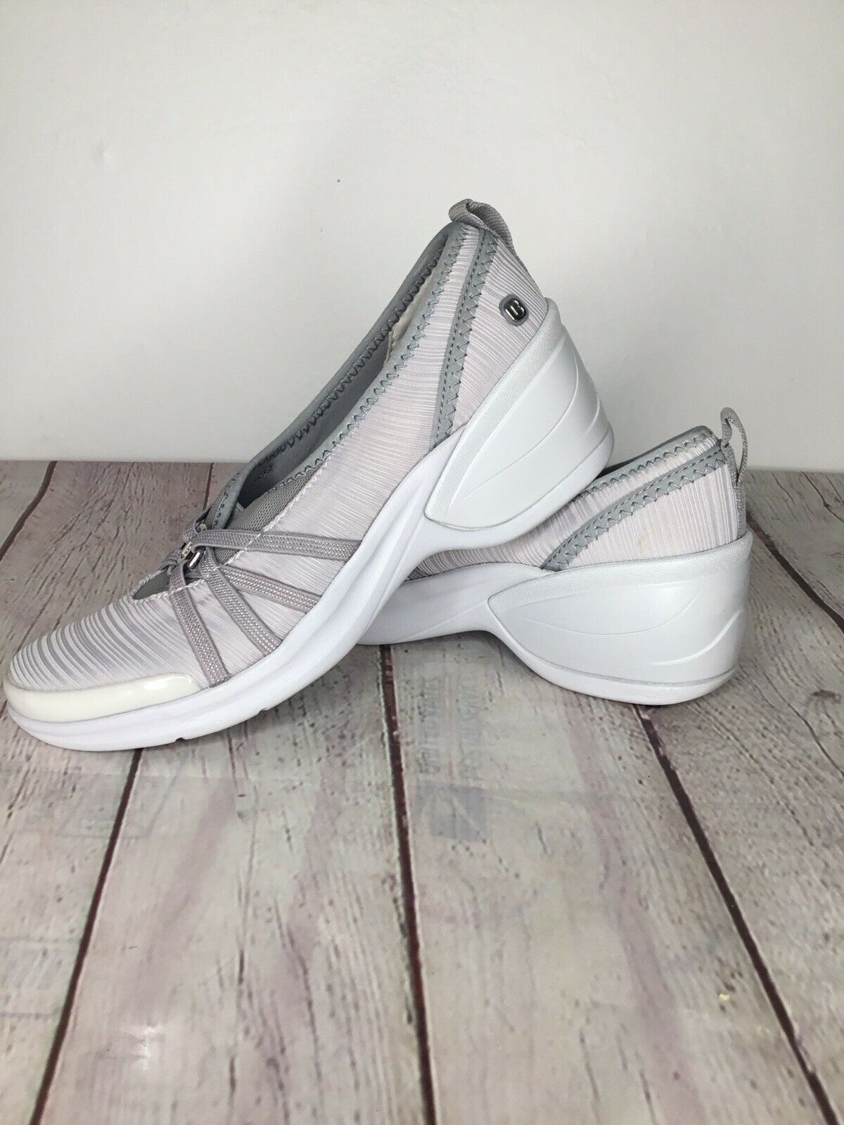 B Zees Womens Ballet Flats Slip On Shoes Gray Comfort Walk Shoes Size US 7
