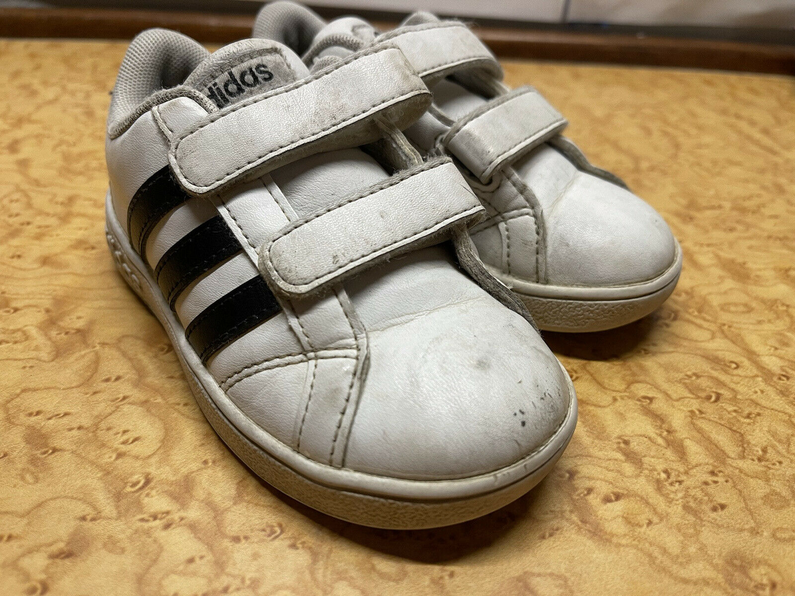 BABY & TODDLER ADIDAS SUPERSTAR Shoe White & Black Stripe Size 8k Pre-owned