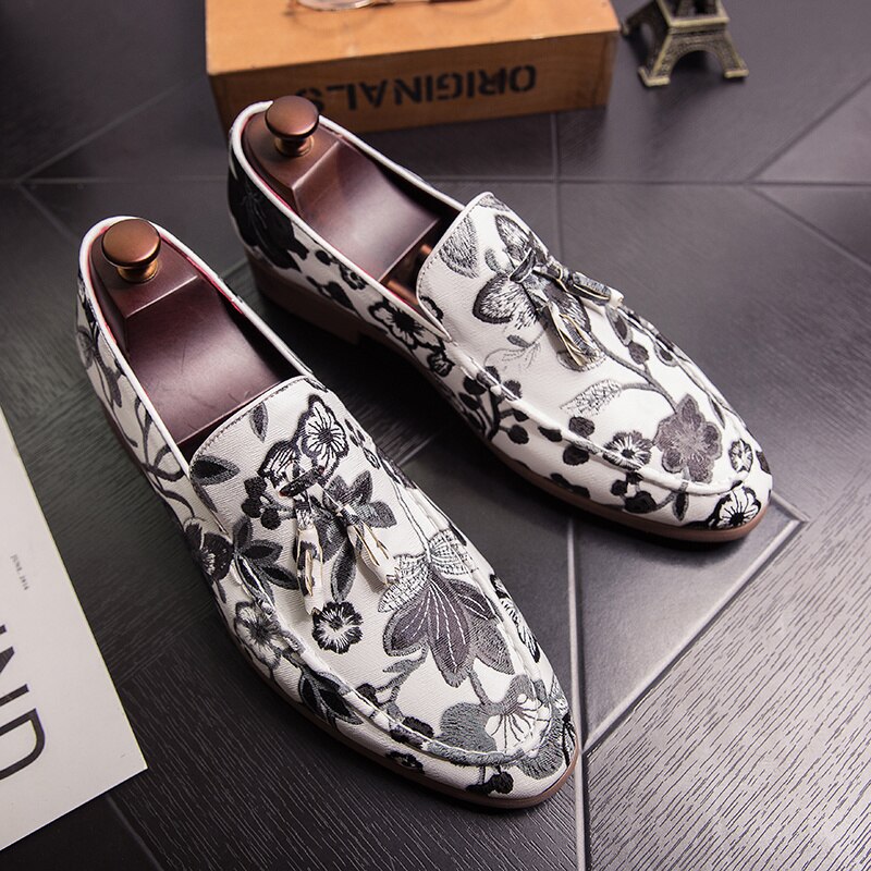 Casual Men Loafers Shoes Designer Luxury Brand Autumn Without Laces Zapatos Mocassin Homme Mens Large Sizes 47 Retro Flower