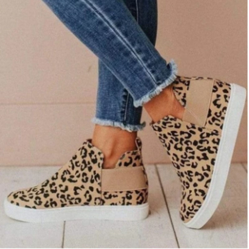 Casual Women Shoes Faux Suede Leopard Print Elastic Decoration Both Sides Hidden Slope Heel Breathable Sports Shoes KZ013