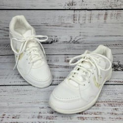 Converse Shoes | Converse Hand Spring Cheer Shoes 8.5 | Color: White | Size: 8.5