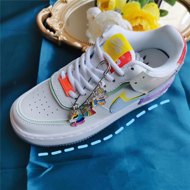 DIY Cute Sneaker Charms Designer Lovely Animal Shoe Charms for Nike Air Force 1 White Sneaker Pin Accessories Girl Kids Charms