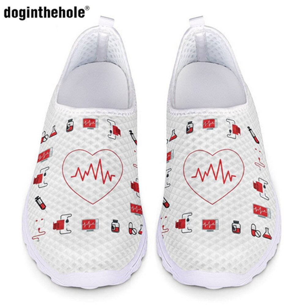 doginthehole Summer Women's Shoes Nursing Heart Rate Print Mesh Flats for Ladies Girl Casual Walking Light Weight Sneakers Mujer