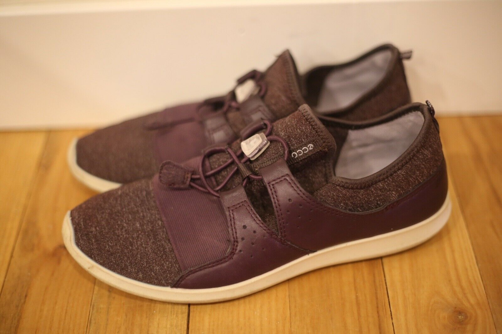 ECCO Women's 38 Sense Purple Elastic Toggle Comfort Slip On Sneakers Shoes