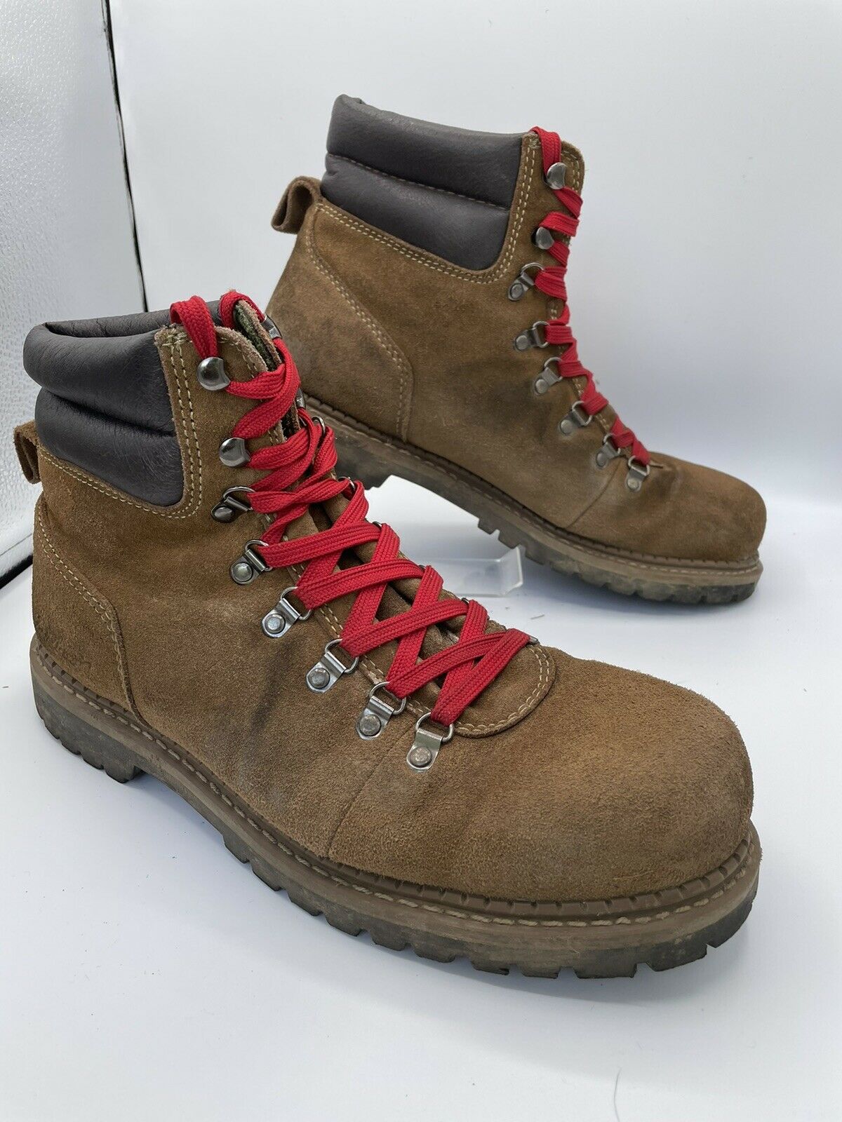 EDDIE BAUER Men’s mountain Hiking Boots Brown leather red laces US Size 11.5 M