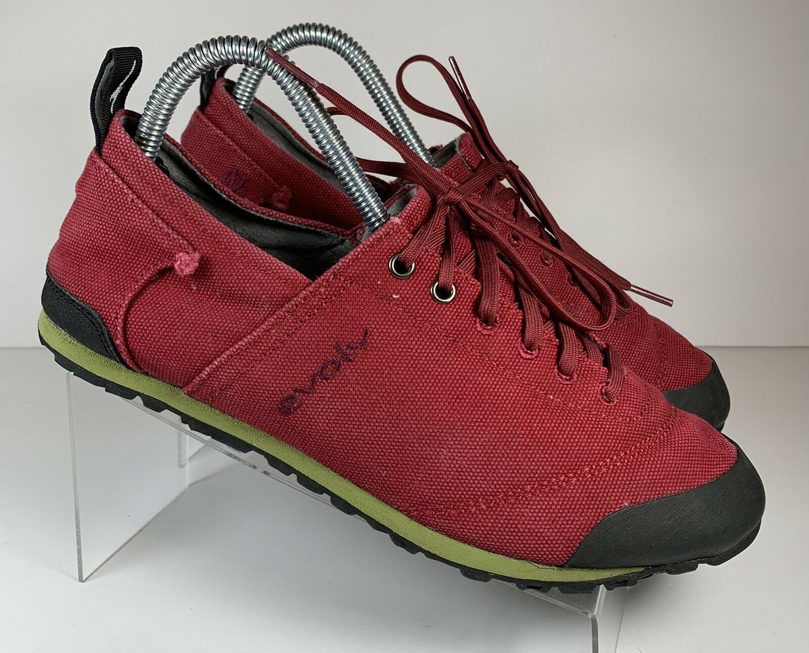 Evolv rock climbing shoes Red lace up Trax usa Men 9.5 Women 10.5