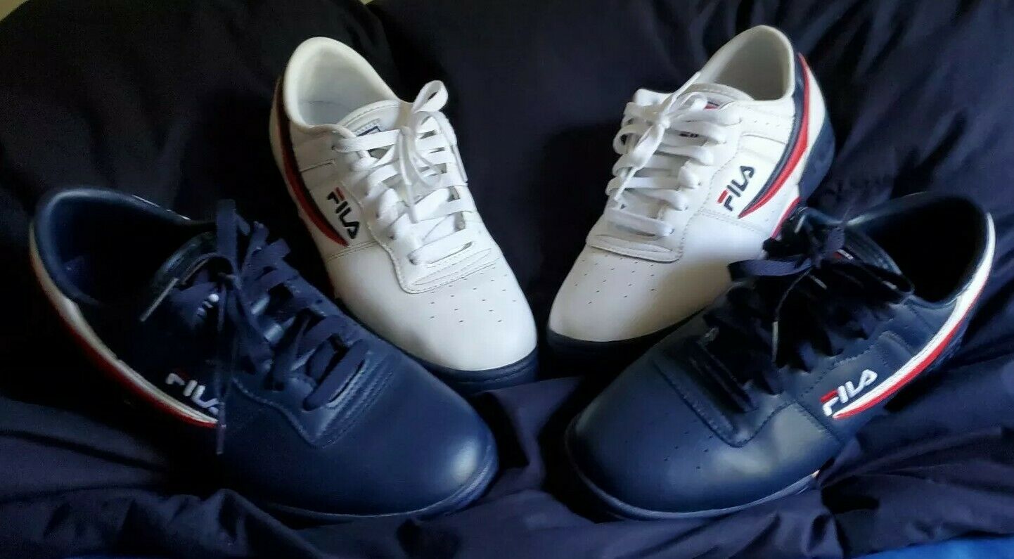 Fila Orignal Fitness Shoes (LOT OF 2) Mens Size 9 Preowned BEST DEAL