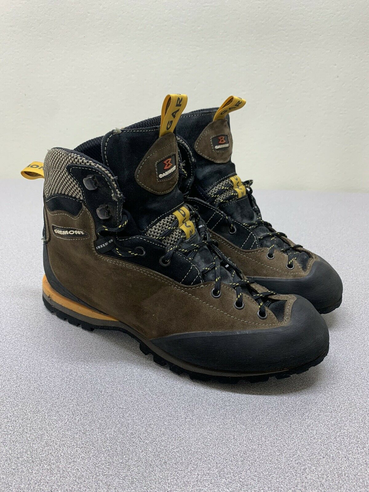 Garmont Hiking Boots Mountaineering Men’s Size 10 Vibram Made In Italy Nice Euc