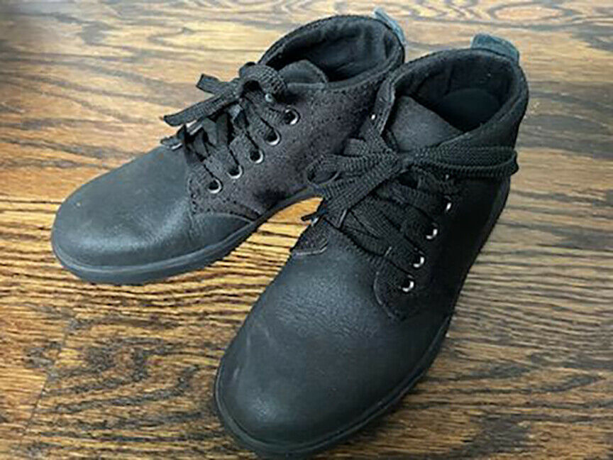 Girl Timberland lace up black fabric walking shoes US 2 NEW NWOB MSRP $45+