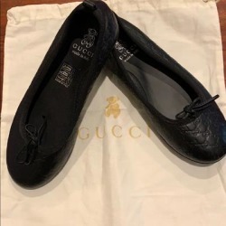 Gucci Shoes | Girls Dress Shoes | Color: Black | Size: 32 Euro