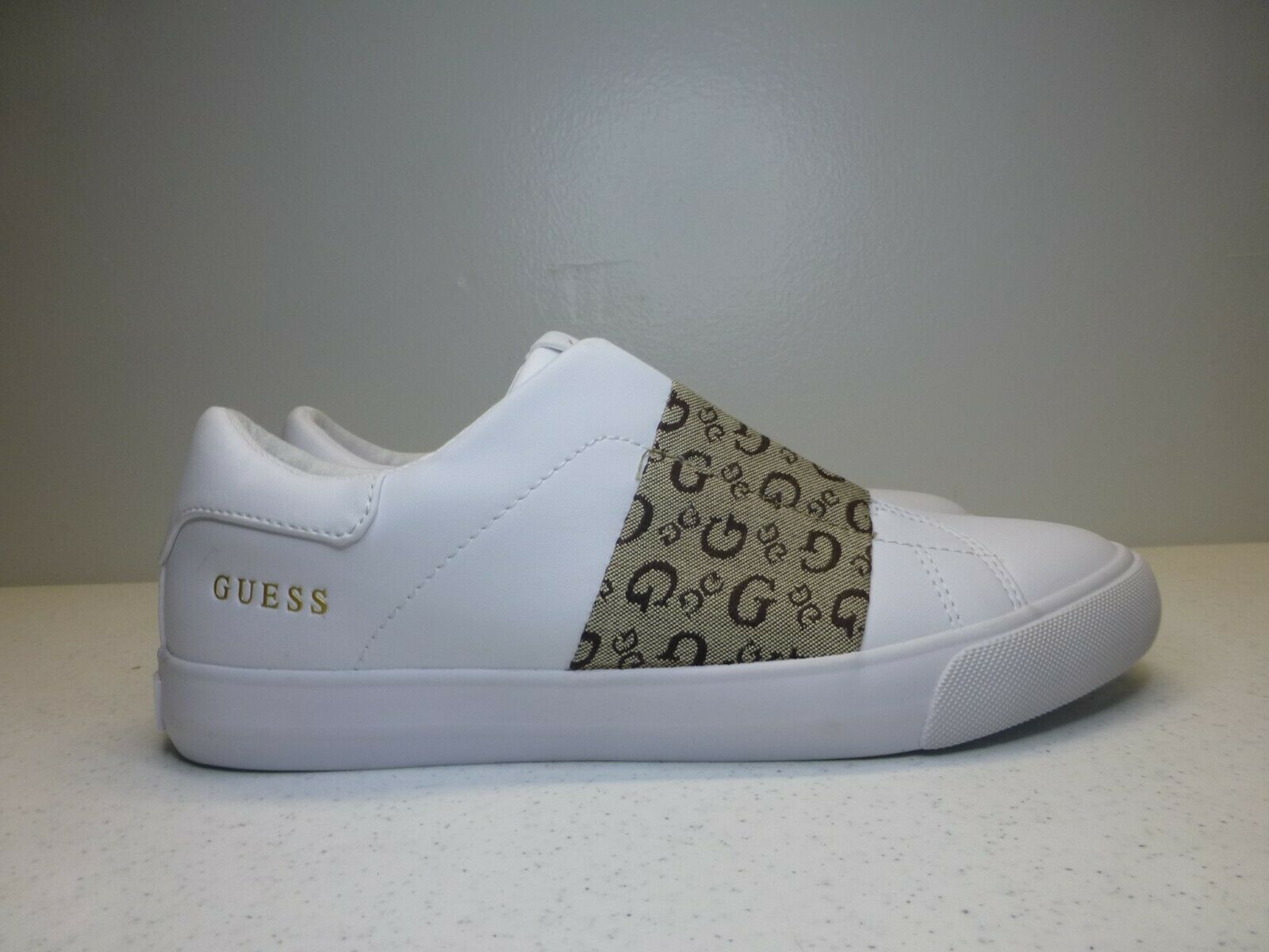 Guess Women's Shoes Sneakers White Leather Size 7.5 M WGSOON-R