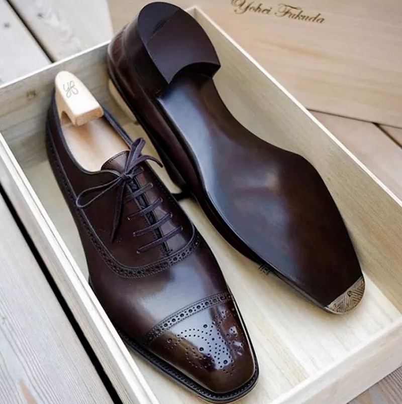 High Quality Newest Fashion Men Dress Shoes Classic Brownn Pu Leather Premium Brogue Casual Shoes Zapatos De Hombre AG015