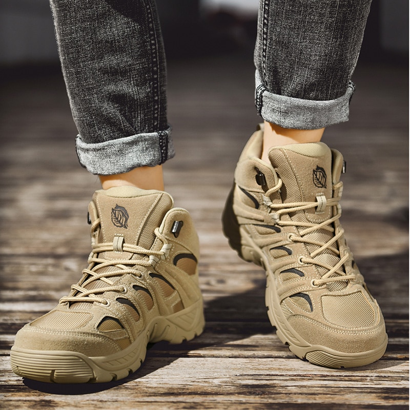 Hiking shoes outdoor military combat boots lightweight non-slip high-top shoes fashion casual snow boots Men's shoes