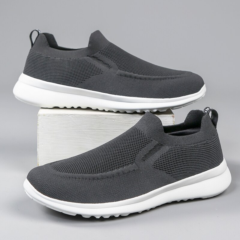 Hot Sale Quality Men Walking Shoes Fashion Super Light Male Jogging Sneakers Comfort Slip-on Footwear Outdoor Wear-resisting