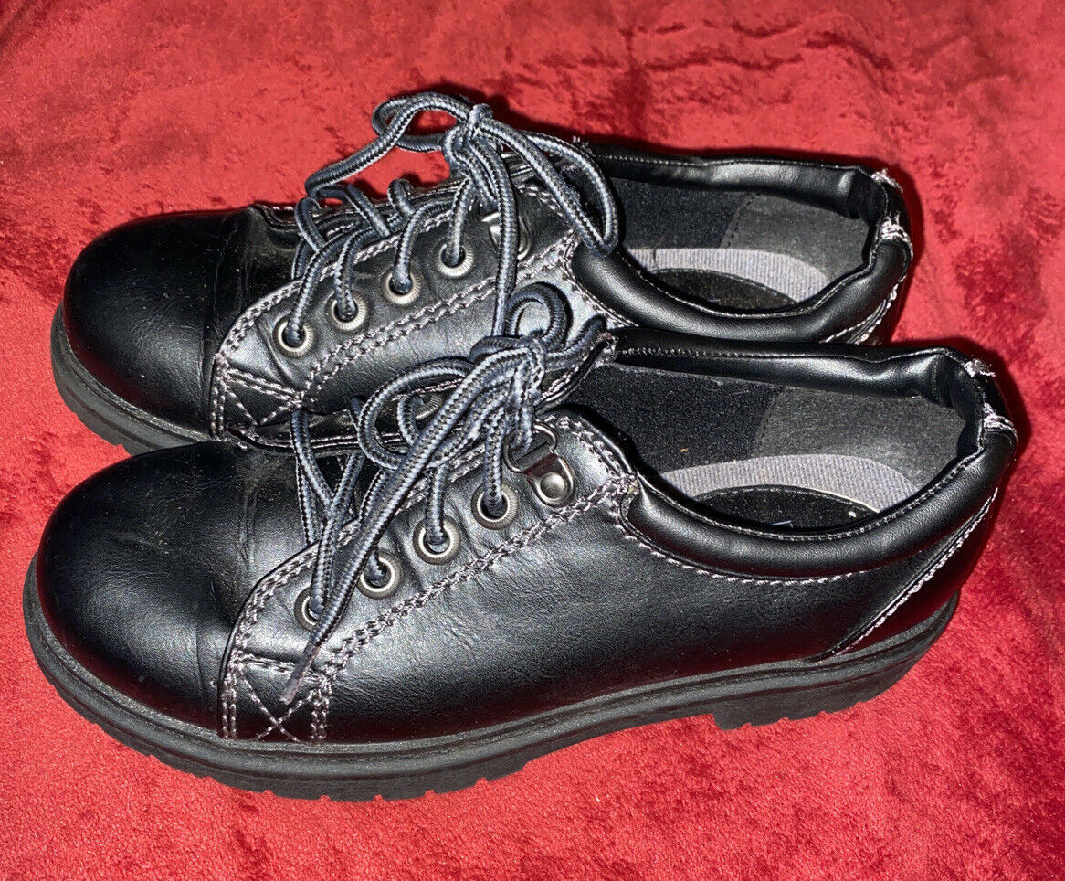 HOT TOMATO Woman’s Size 6 1/2 M Black Chunky Boot Shoes Punk Rock EMO